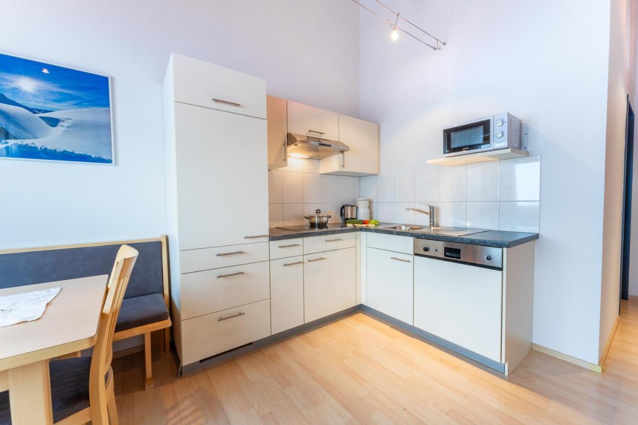Haus Montana Apartment Дамулс Екстериор снимка